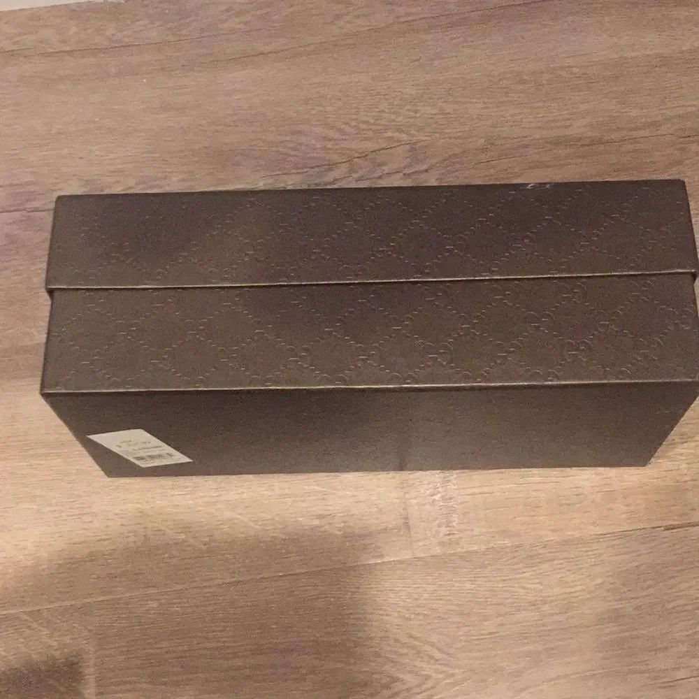 Gucci box - Picture 3 of 4